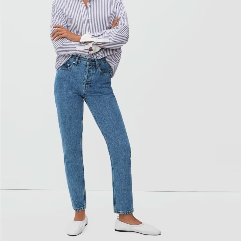 Everlane The ’90s Cheeky Jean